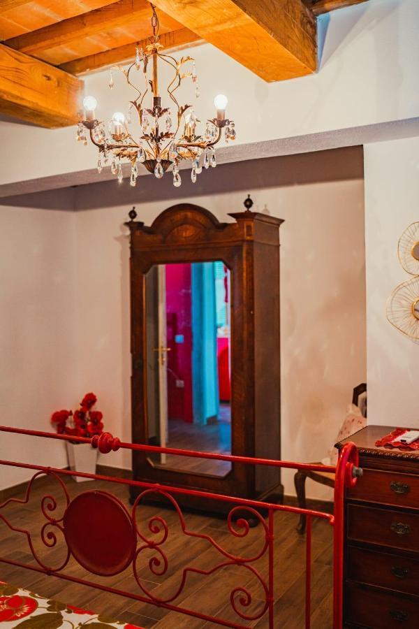 סטורניה Agriturismo Montecrespini מראה חיצוני תמונה