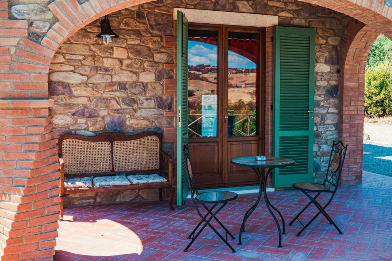 סטורניה Agriturismo Montecrespini מראה חיצוני תמונה