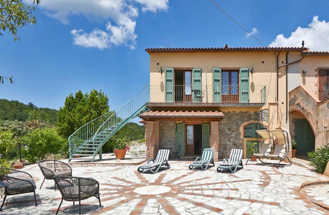 סטורניה Agriturismo Montecrespini מראה חיצוני תמונה